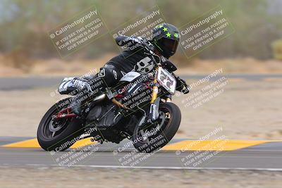 media/Sep-10-2022-SoCal Trackdays (Sat) [[a5bf35bb4a]]/Turn 6 (1140am)/